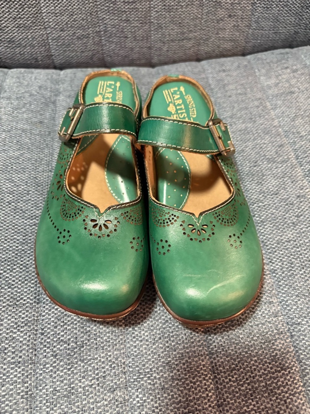 Girls Green Mary Jane Dress Shoes with Buckle